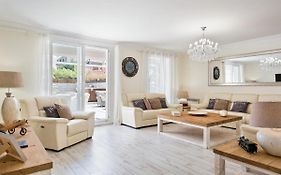 Sitges Spaces Mediterranean Apartments 5 Bedrooms, 4 Bathrooms, 75M2 Terrace, Centre Sitges- Sleeps 11