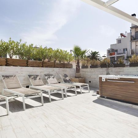 Sitges Spaces Mediterranean Apartments 5 Bedrooms, 4 Bathrooms, 75M2 Terrace, Centre Sitges- Sleeps 11 Exterior photo